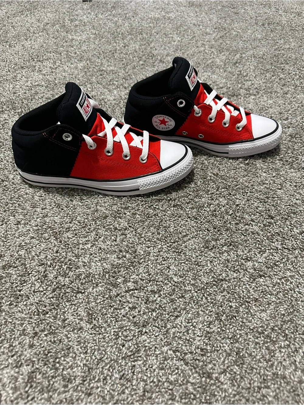 Converse Black and White Low-Top Sneakers NWOT